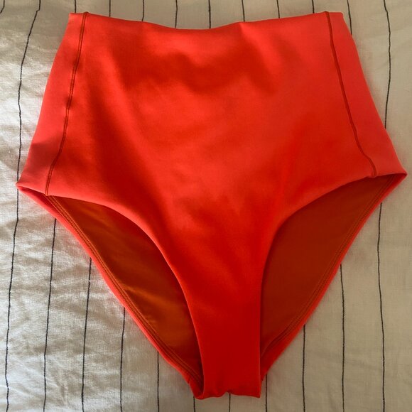 Left on Friday - Hi Hi Bottom XS - Picture 3 of 4